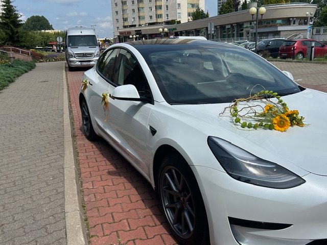 Tesla Model 3 2022 - Cesja w najmie długoterminowym - miniatura 3