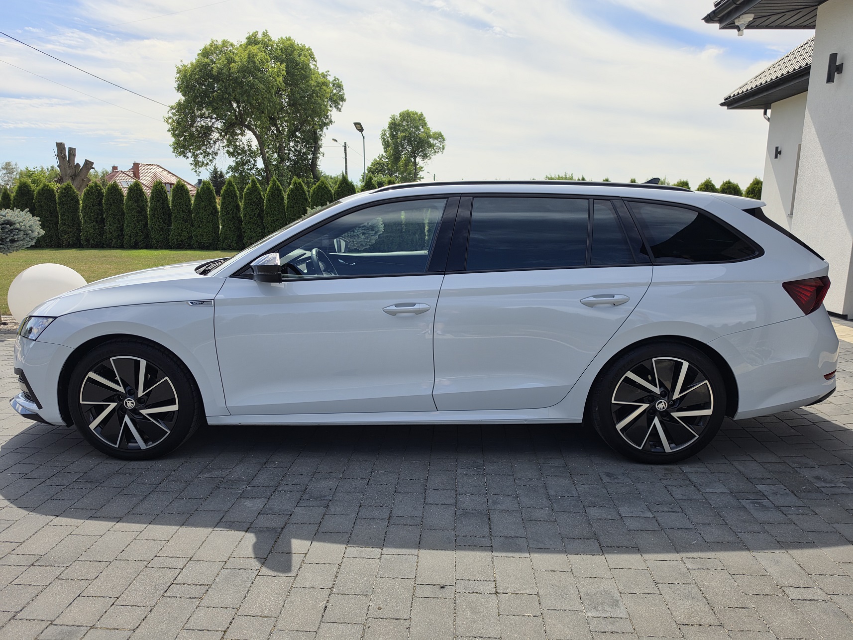 CESJA LEASINGU - Skoda Octavia SportLine 2.0 TSI 190KM DSG 4x4 | 46kkm - miniatura 5